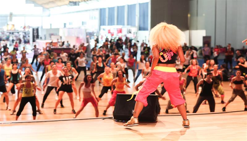Danze brasiliane e allenamento aerobico si trasformano in Macumba Fitness